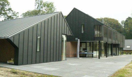 Zinc-Standing-Seam-Roofing-Facade-Housing