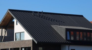 Zinc-Standing-Seam-Roof-1